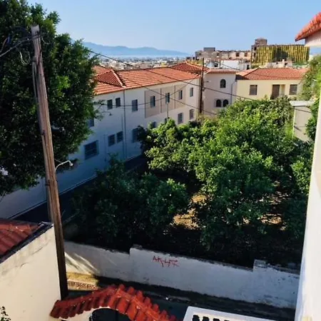 Vasiliki's Under The Castle Apartamento Kalamata